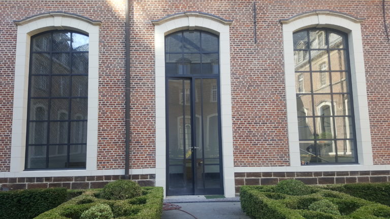 Châssis acier à coupure thermique – porte double monumentale